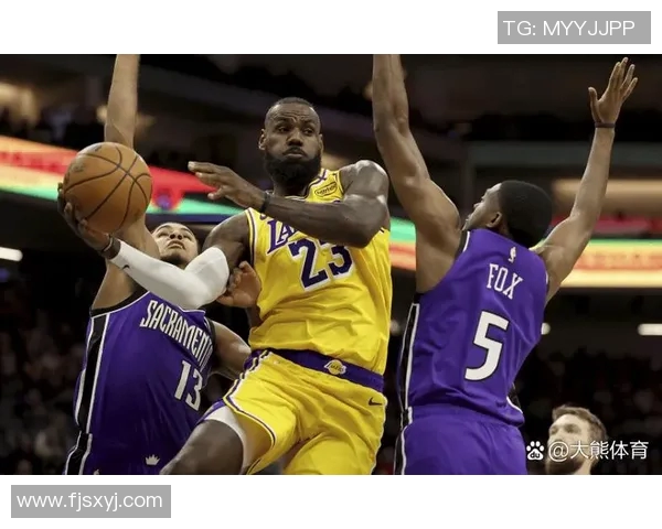 勇士近1个月3场比赛只输1分，比本赛季任何球队都多