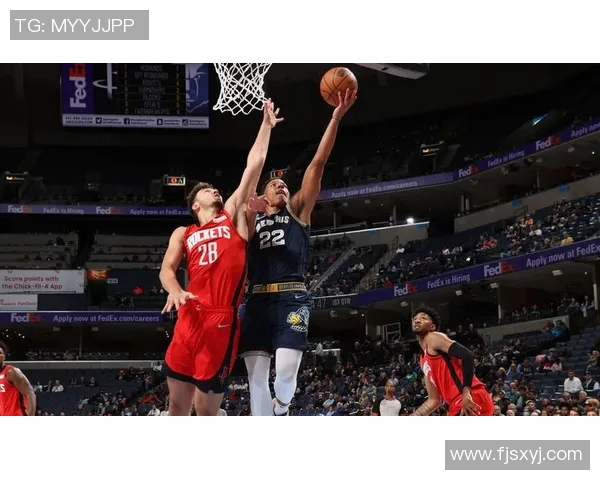 高效全能！贝恩17中12砍下31分6板6助2断1帽 正负值+10