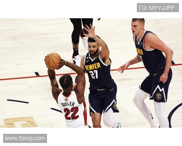 小波特：穆雷一如既往打出了关键表现，我站对面看确实很难受